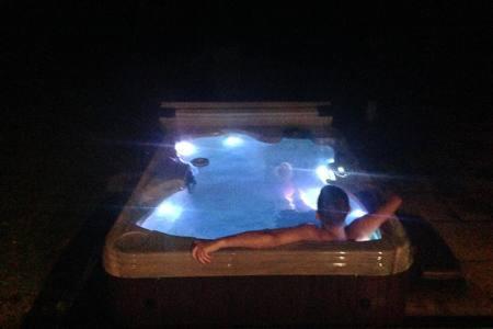 Forest Sweet Retreat Hot Tub & Wood Fired Sauna ยูคลูเลต ภายนอก รูปภาพ